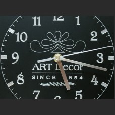 Zegar grawerowany z aluminium